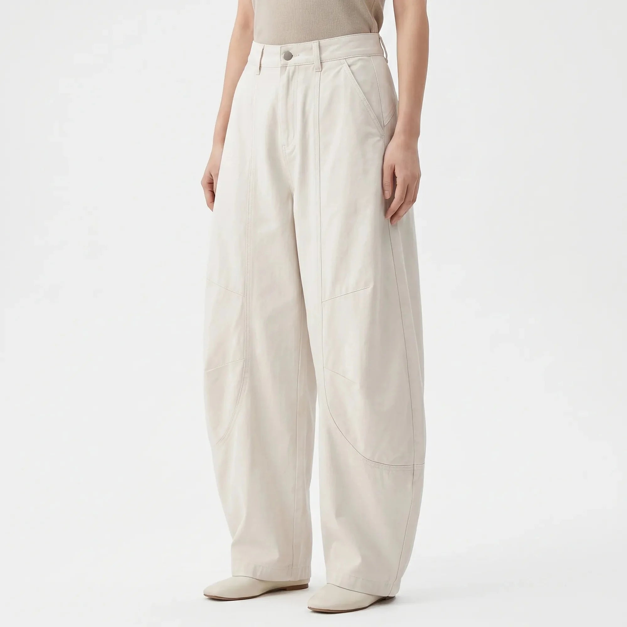White Women's Barrel Jeans — Kiera High-Rise Curved Wide-Leg Pockets - Side Pose