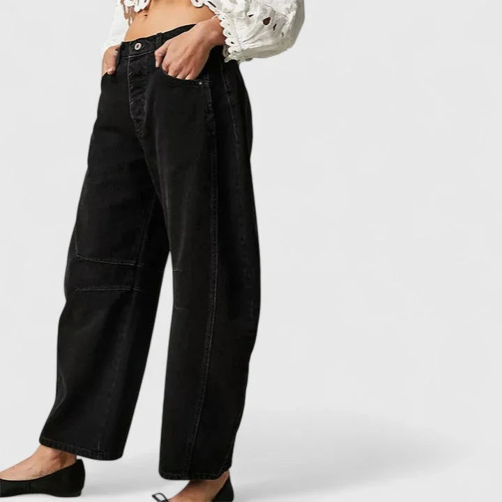 Black Women's High-Waist Barrel Leg Jeans — Juliet Curved-Seam Cropped Ankle - Side Pose Hand Pocket