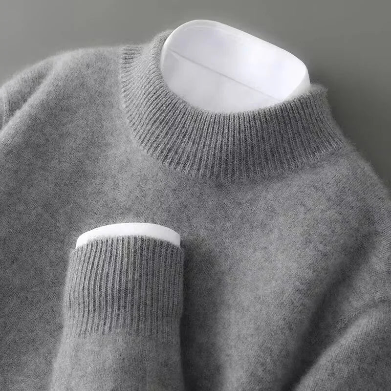 Dark Grey Women's Cashmere Sweater with Ribbed Crew Neck & Relaxed Long Sleeves