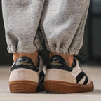 Beige Men's Classic Retro Sneakers with Suede Overlays & Gum Sole — Oscar - Back Heel Detail