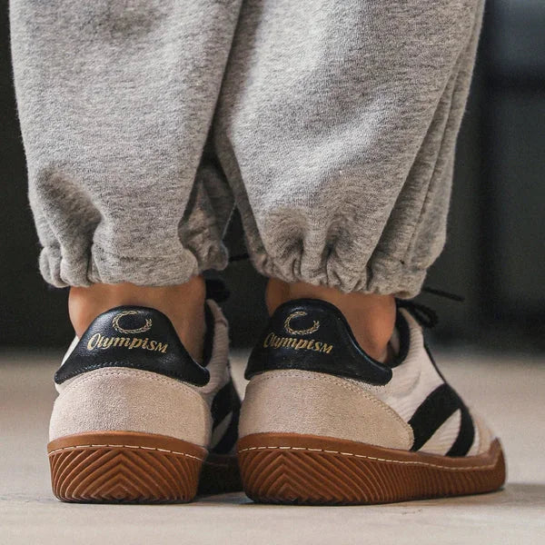 Beige Men's Classic Retro Sneakers with Suede Overlays & Gum Sole — Oscar - Back Heel Detail