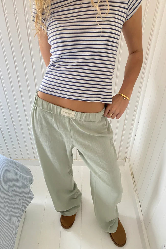 Women's Wide-Leg Lounge Pants with Elastic Waist & Side Pockets — Lola