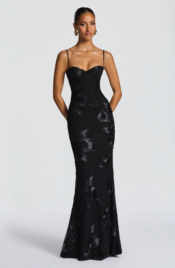 Women's Lace Fitted Maxi Dress — Verity Sweetheart Neckline Mermaid