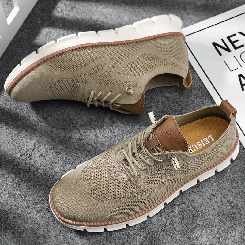 Beige Men's Knit Walking Shoes — Daniel Everyday Lace-Up Lightweight - Sole And Insole Detail