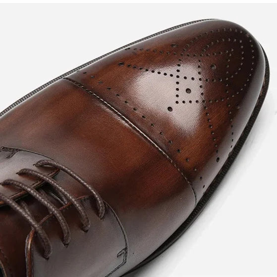 Brown Men's Leather Oxford Shoes — Hayden Burnished Cap Toe Brogue - Toe Brogue Closeup