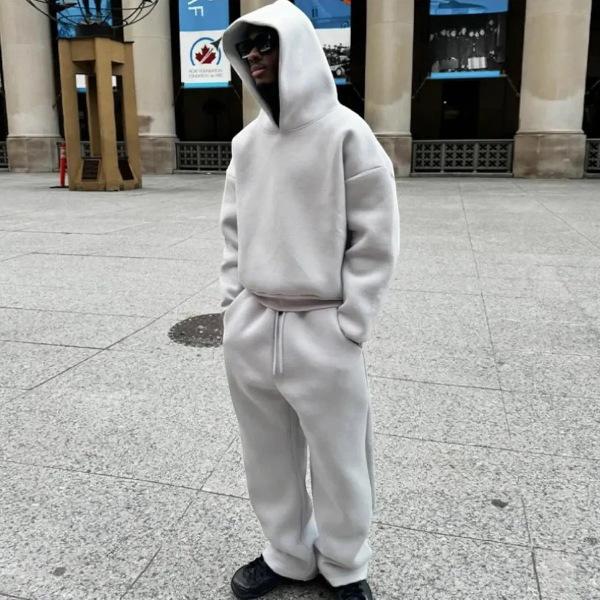 Grey Men's Oversized Tracksuit with Drawstring Hood & Ribbed Cuffs