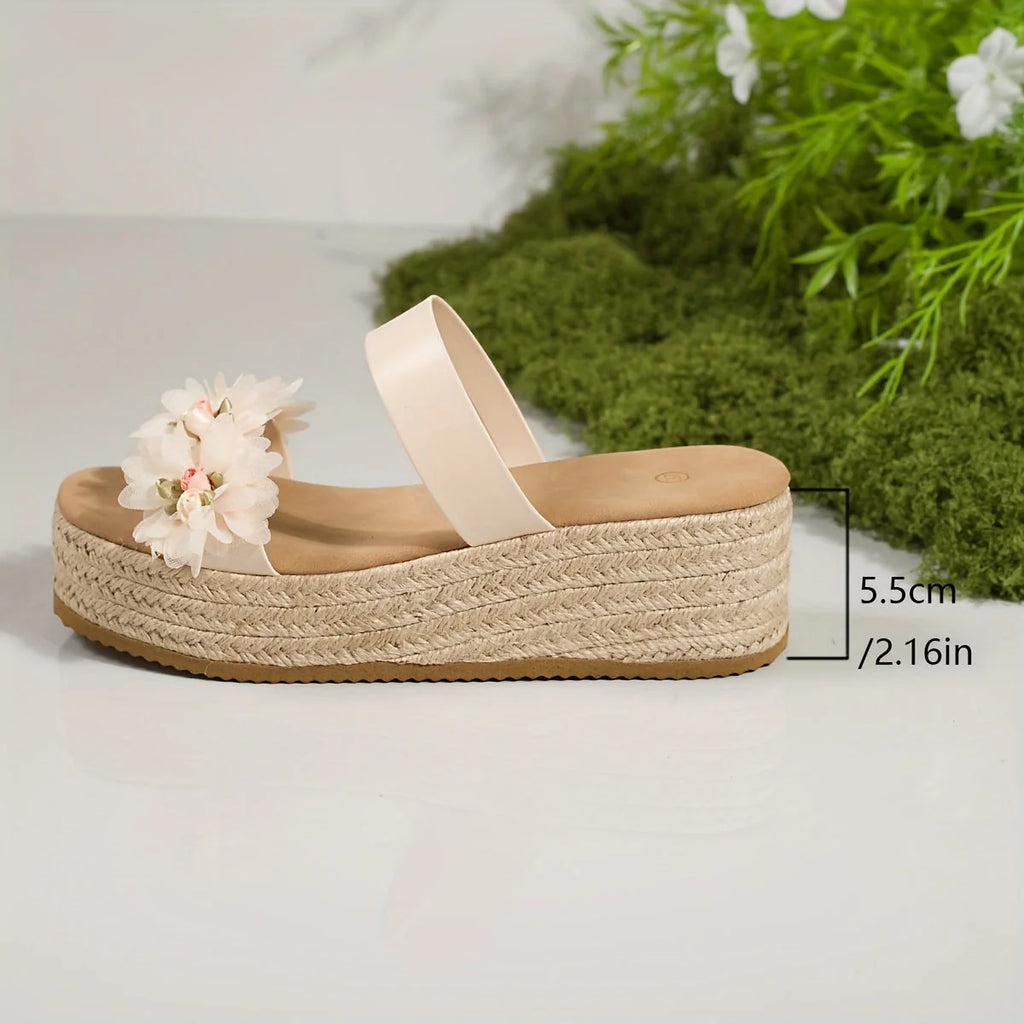 Cream Women's Summer Platform Sandals — Vita Floral Espadrille Wedge - Side Height