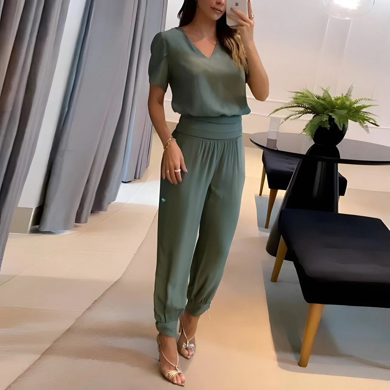 Green Women's V-Neck Two-Piece Set — Scarlett Wide-Leg Short Sleeve Relaxed Fit - Side Pose