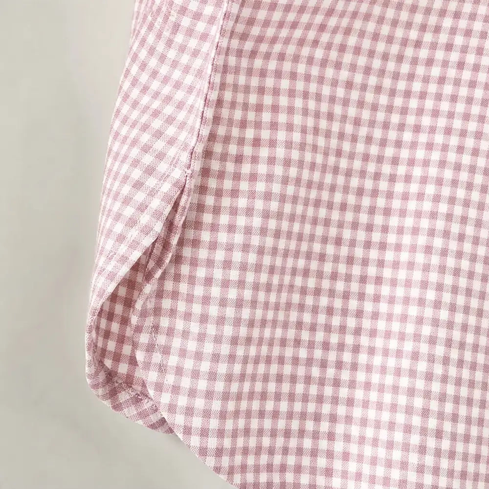 Women's Vintage Plaid Shirt with Relaxed Linen Fit - Hem Detail