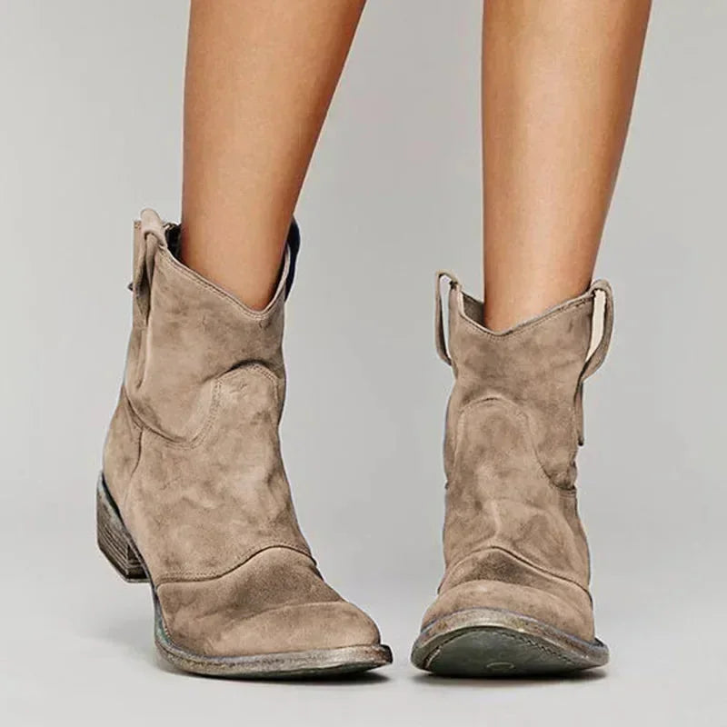 Brown Women's Western Cowboy Boots — Yara Cushioned Block Heel Pull-Tabs - Close Up Detail