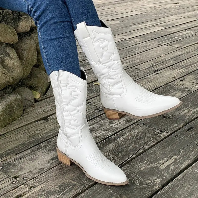 White Women's Western Cowboy Boots — Zuri Pointed-Toe Embroidered Block Heel - Seated Denim